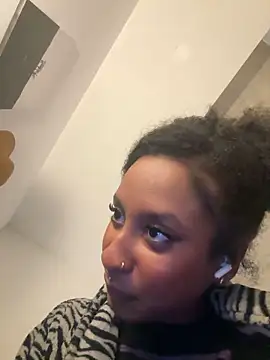 Your Paris online show from 20, 12, 2025