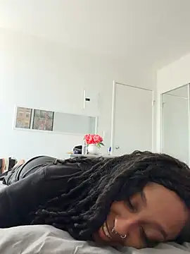 Your Paris online show from 3, 3, 2026