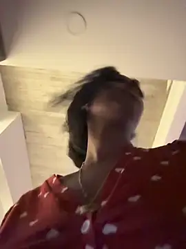 Your Paris online show from 20, 2, 2026