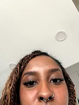 Your Paris online show from 25, 10, 2025