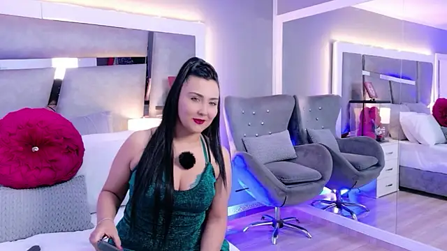 Evangeline Taylorr online show from 4, 4, 2026