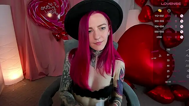 Roxy      online show from 14, 2, 2025