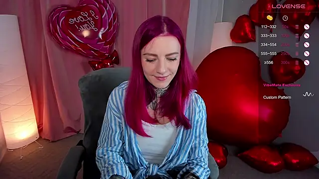 Roxy      online show from 13, 2, 2025