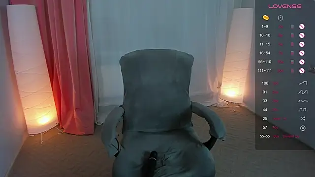 Roxy      online show from 21, 2, 2025