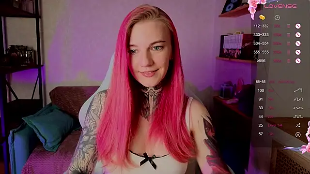 Roxy      online show from 14, 9, 2025