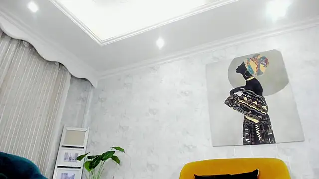 MissEscarleth online show from 8, 3, 2025