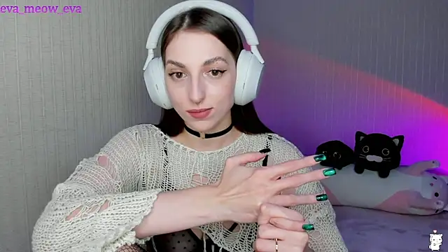 Meow Eva Meow online show from 13, 12, 2024