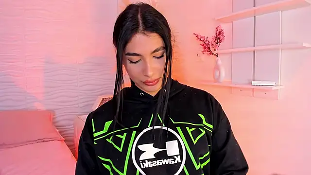 IsabelleFoxx  online show from 24, 3, 2026