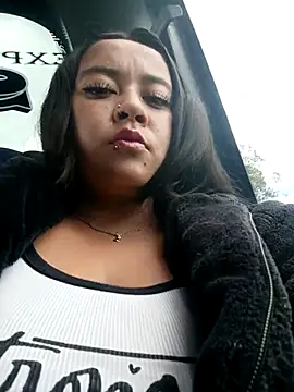 Cristal  04 online show from 1, 11, 2025