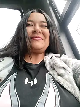 Cristal  04 online show from 4, 10, 2025