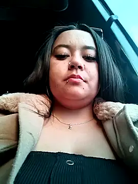 Cristal  04 online show from 5, 11, 2025