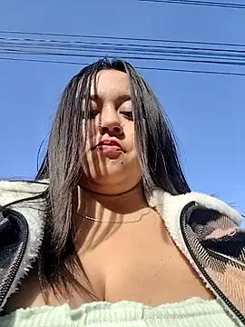 Cristal  04 online show from 3, 5, 2026