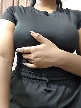 MohiniHott online show from 5, 5, 2026