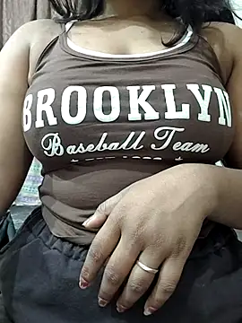 MohiniHott online show from 8, 4, 2026