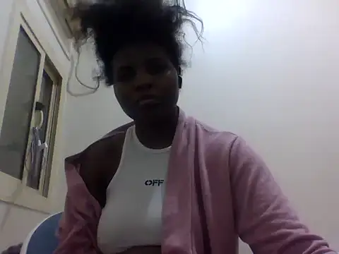 queenzuena online show from 5, 5, 2026