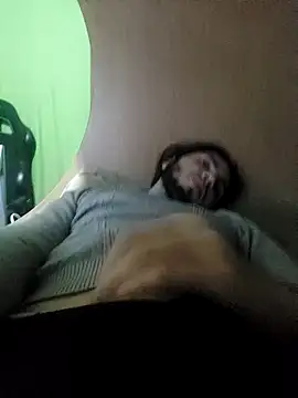 kleineid77 online show from 18, 12, 2024