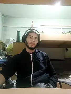 kleineid77 online show from 9, 12, 2024