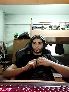 kleineid77 online show from 14, 3, 2026