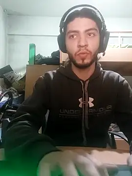 kleineid77 online show from 8, 3, 2025