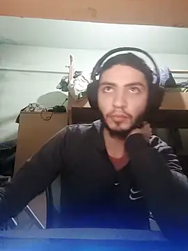 kleineid77 online show from 1, 12, 2025