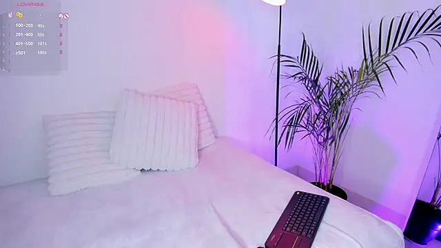 meow moon  online show from 1, 3, 2025