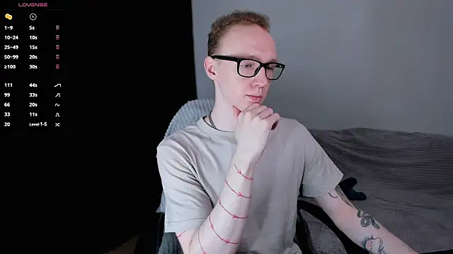 Snapshot of Alex_silents chatting on 14, 7, 2026 Alex silents online show from 14, 7, 2026