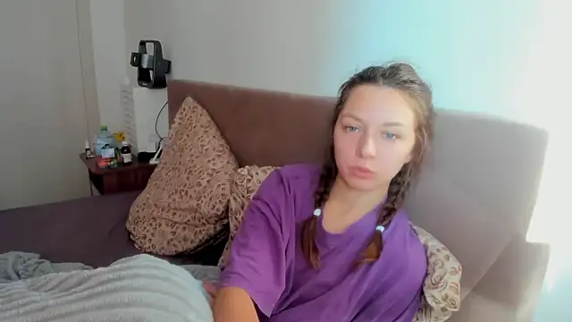 Adela Vetta online show from 30, 9, 2025