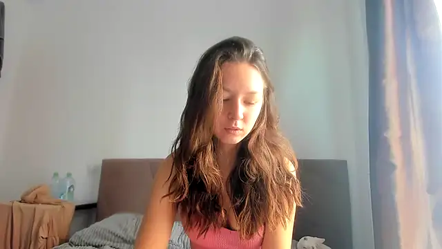 Adela Vetta online show from 11, 9, 2025