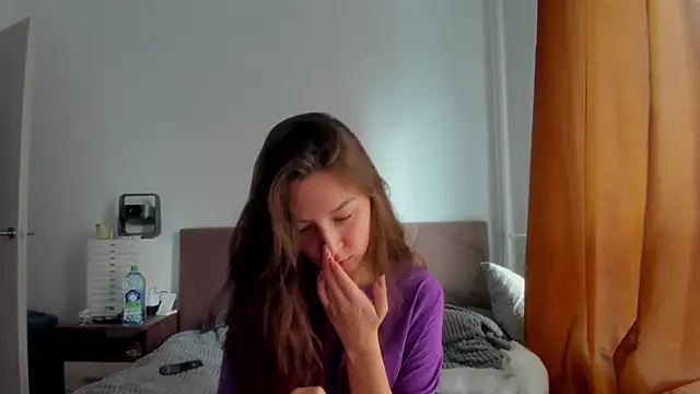 Adela Vetta online show from 15, 10, 2025