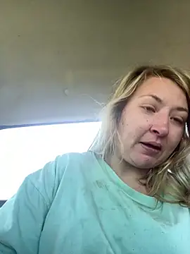 xWhoreAbleX Pika online show from 21, 3, 2025