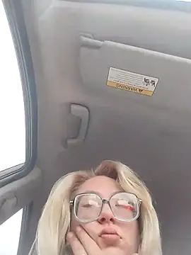 xWhoreAbleX Pika online show from 2, 12, 2025