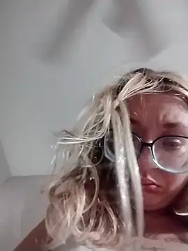 xWhoreAbleX Pika online show from 29, 9, 2025