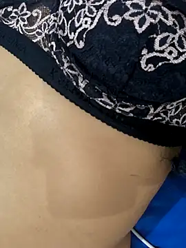 Snapshot of fernandasweet chatting on 9, 9, 2025 fernandasweet online show from 9, 9, 2025