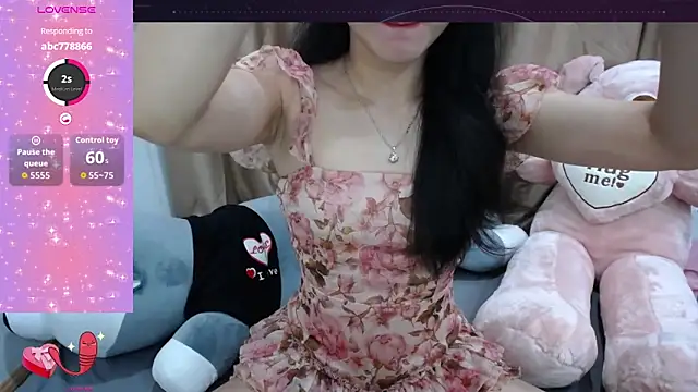 Snapshot of Amila-xoxo chatting on 19, 12, 2025 Amila-xoxo online show from 19, 12, 2025