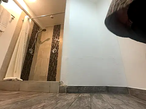 tatted-bitty online show from 17, 10, 2025