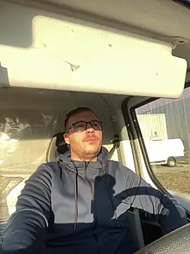 ionut9879 online show from 6, 3, 2025