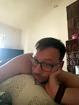 ionut9879 online show from 12, 9, 2025