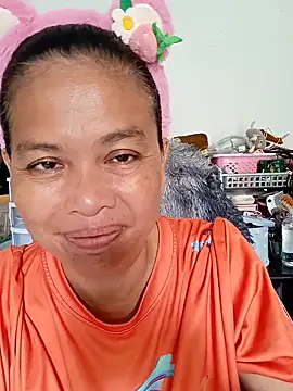 Fon Bigboobs online show from 18, 10, 2025