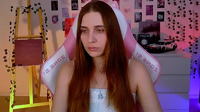 Snapshot of AliceCharmy chatting on 22, 2, 2025 AliceCharmy online show from 22, 2, 2025