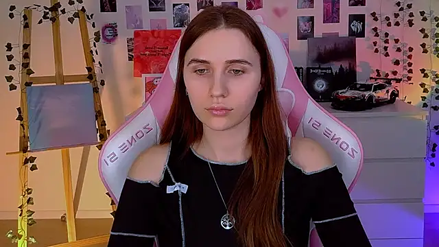 Snapshot of AliceCharmy chatting on 13, 2, 2025 AliceCharmy online show from 13, 2, 2025