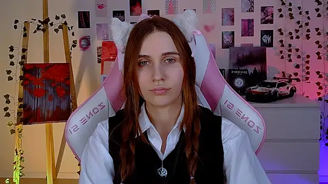 Snapshot of AliceCharmy chatting on 21, 2, 2025 AliceCharmy online show from 21, 2, 2025