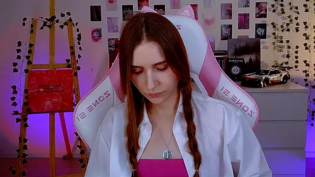 Snapshot of AliceCharmy chatting on 21, 3, 2025 AliceCharmy online show from 21, 3, 2025