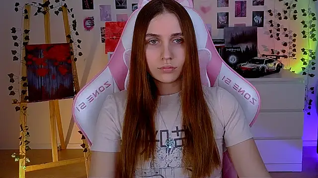 Snapshot of AliceCharmy chatting on 26, 2, 2025 AliceCharmy online show from 26, 2, 2025