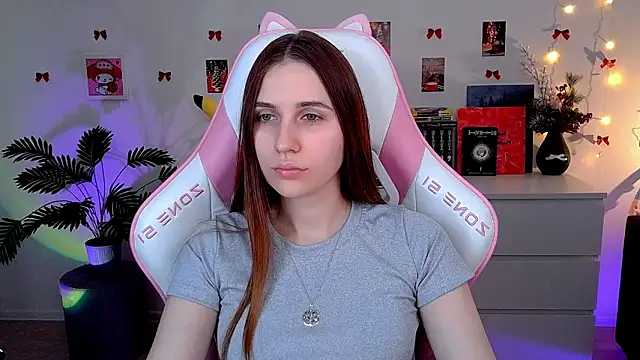 Snapshot of AliceCharmy chatting on 18, 2, 2026 AliceCharmy online show from 18, 2, 2026