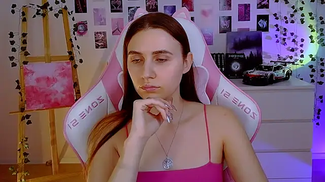 Snapshot of AliceCharmy chatting on 28, 1, 2025 AliceCharmy online show from 28, 1, 2025