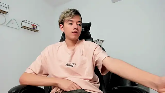 bunny maxi online show from 10, 3, 2025