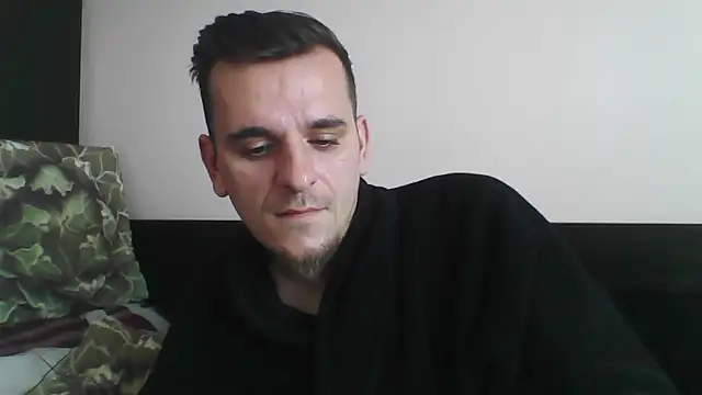 Huge cock22cm online show from 14, 3, 2025