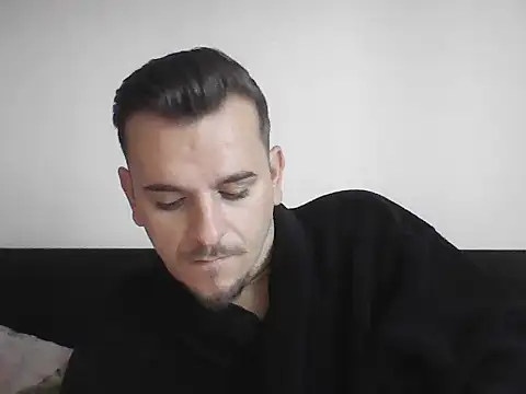 Huge cock22cm online show from 27, 9, 2025