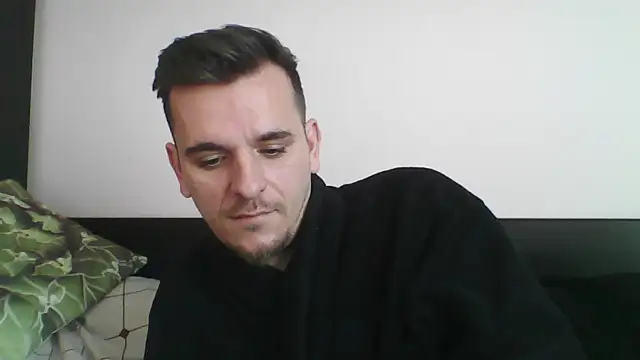 Huge cock22cm online show from 9, 3, 2025