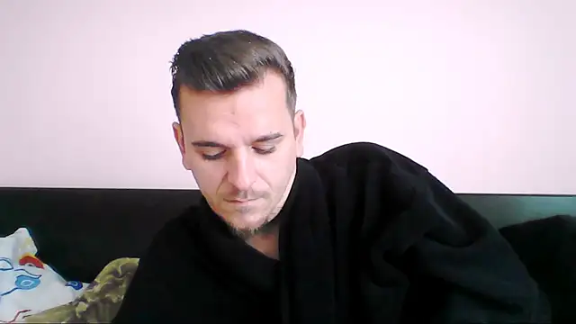 Huge cock22cm online show from 5, 10, 2025